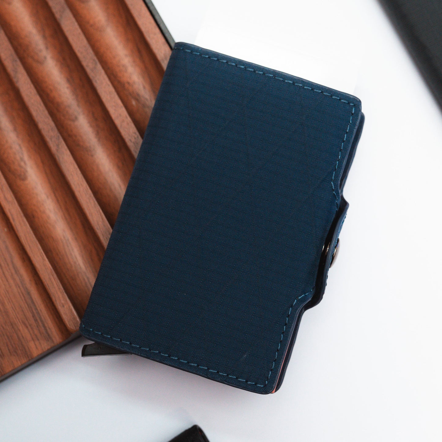 CLASSIC Kinetic X-Pac Ripstop Nylon Pop Up Card Case Wallet