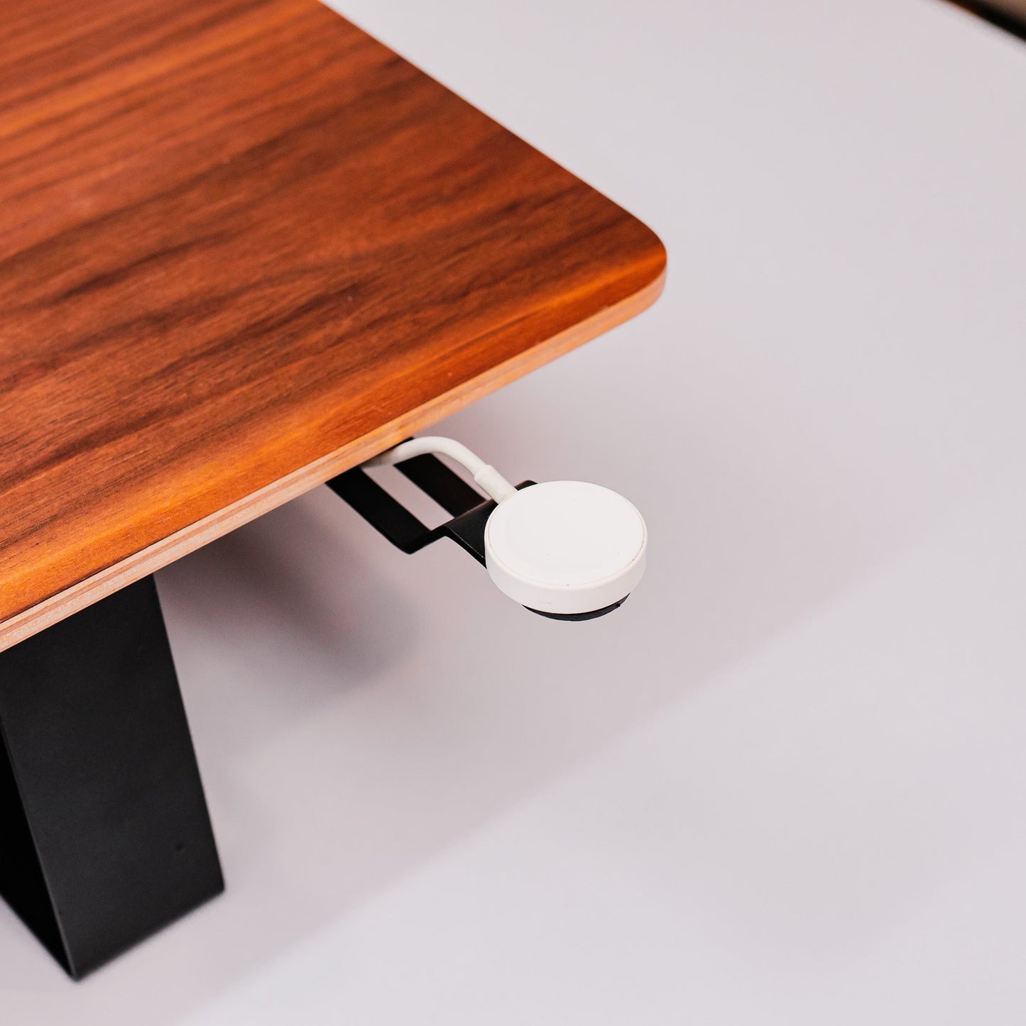 Apple Watch Dock Holder for NOOK Desk Shelf Pro