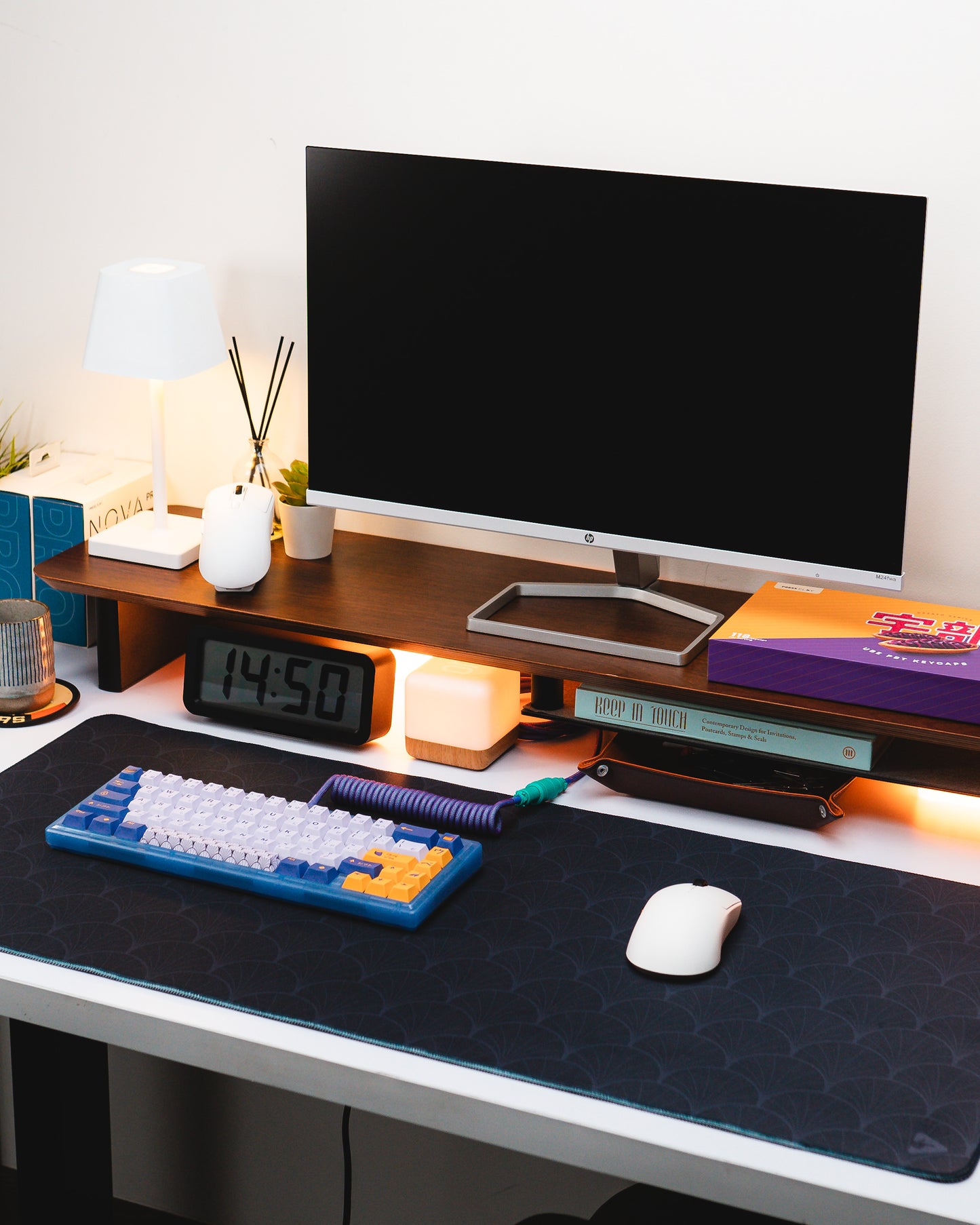 UBE Gaming Mousepad Deskmat
