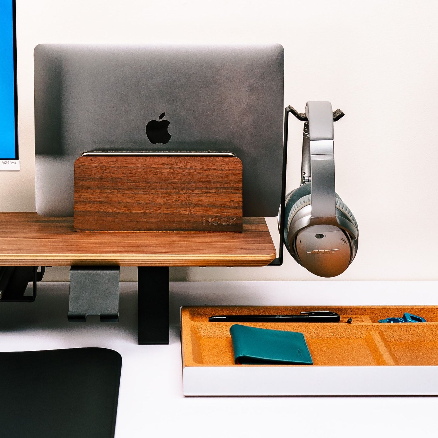 NOOK DESK SHELF PRO Laptop Monitor Desk