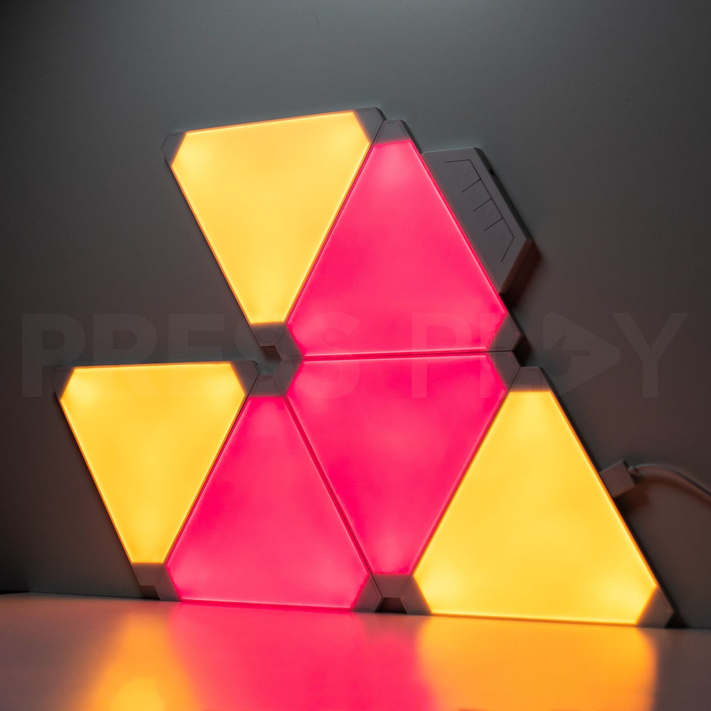 Cololight RGB Triangle Light Kit Customizable LED Multicolor Kit