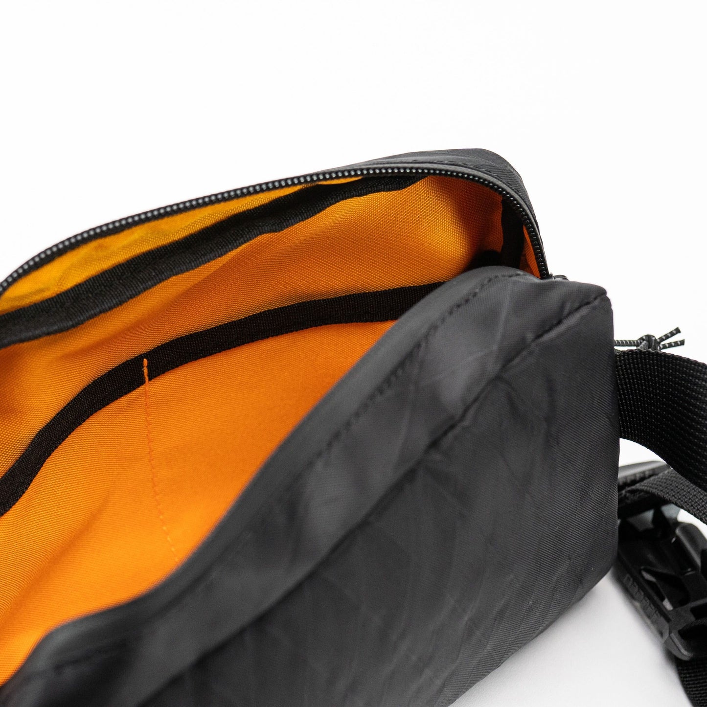 KINETIC Sling Bag Shoulder Bag Tas Selempang Pria Travel