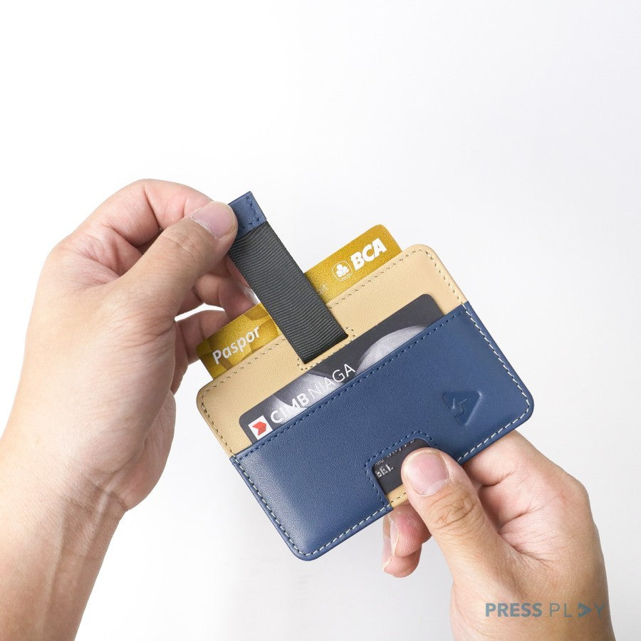 SWIFT RFID Leather Card Wallet Holder by Press Play