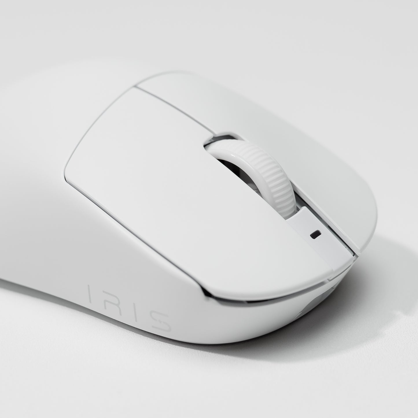IRIS V2 Nearlink PAW3395 Wireless Gaming Mouse