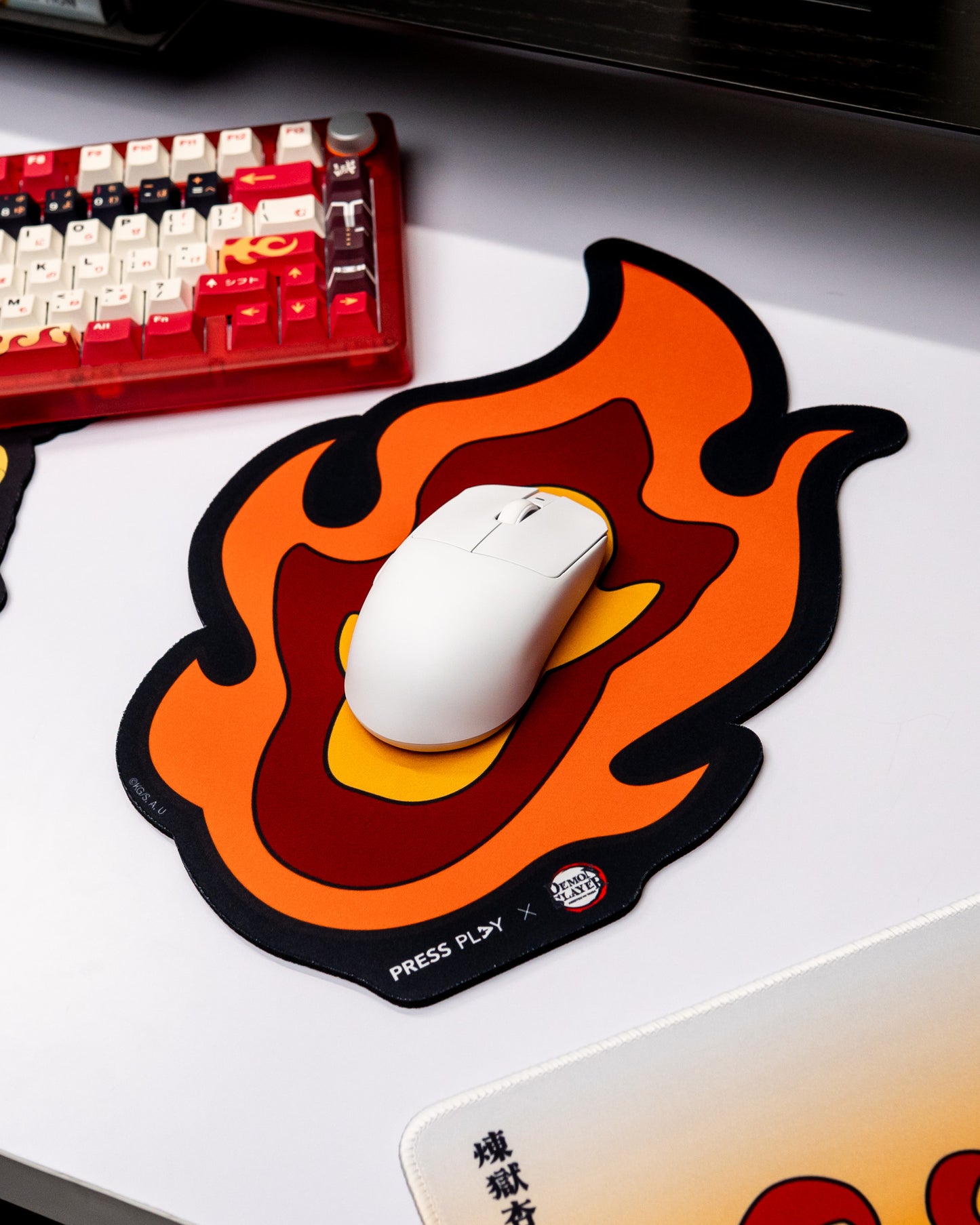 [PRESS PLAY x DEMON SLAYER] NICHIRIN GUARD - RENGOKU 24x35,5cm Irregular Mousepad