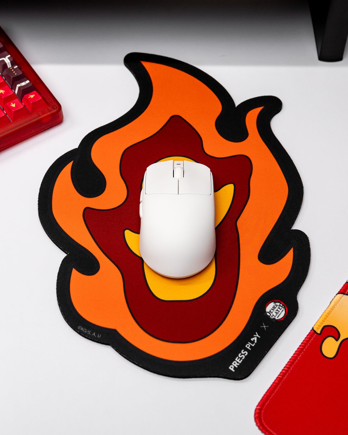 [PRESS PLAY x DEMON SLAYER] NICHIRIN GUARD - RENGOKU 24x35,5cm Irregular Mousepad