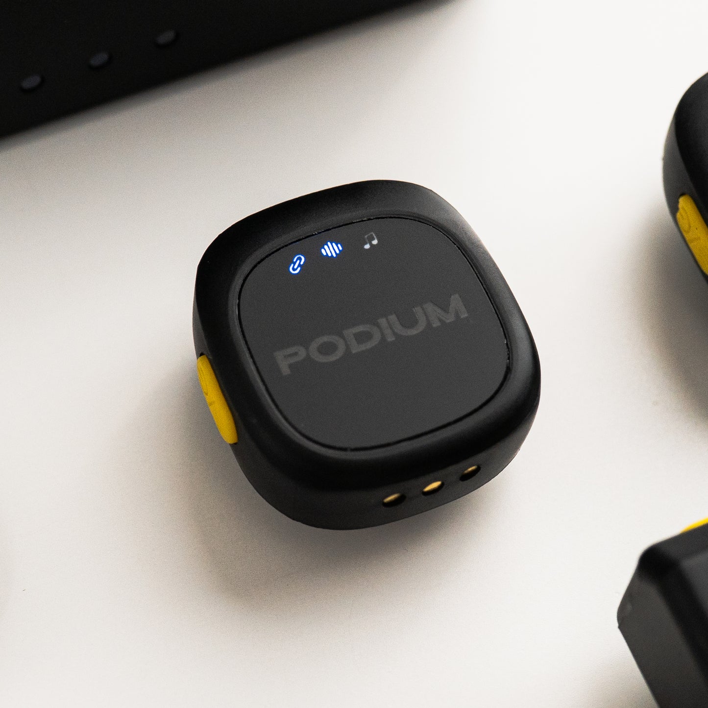 PODIUM Go Lavalier Lapel Mic by Press Play