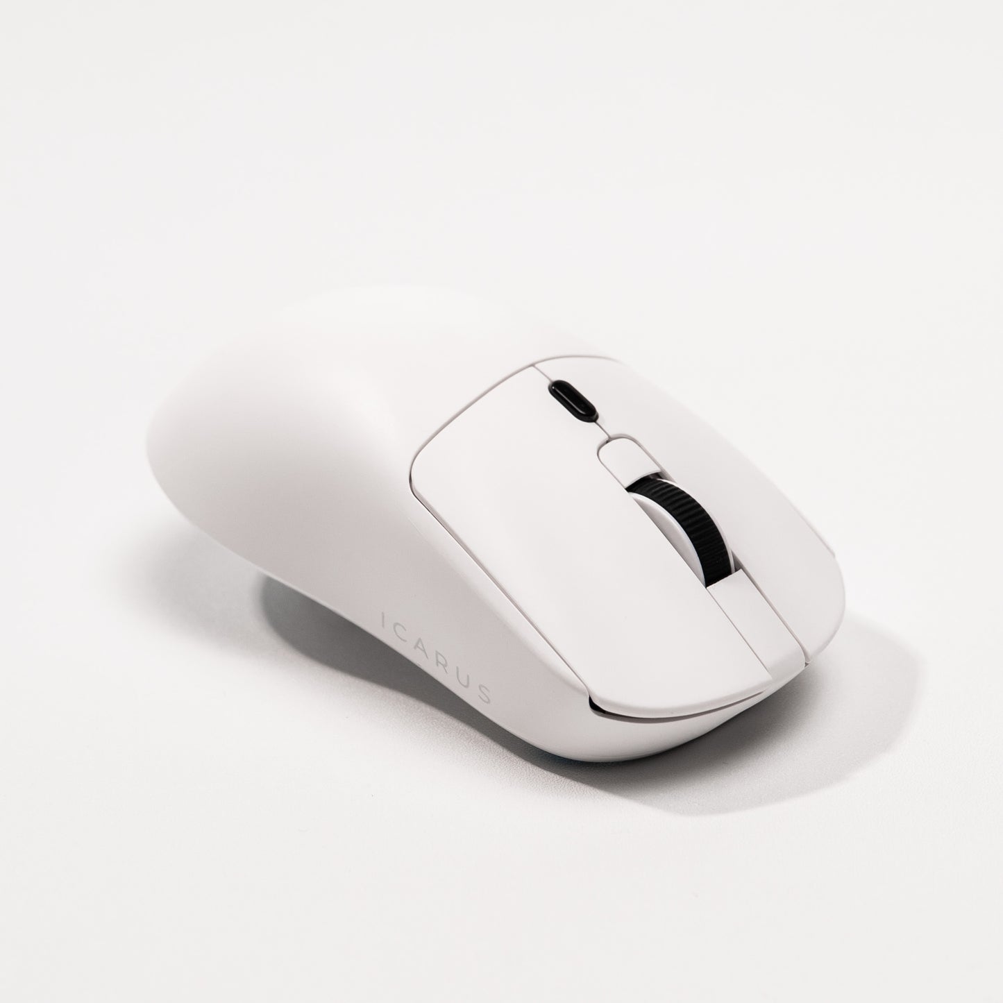ICARUS V2 Nearlink PAW3395 Wireless Gaming Mouse