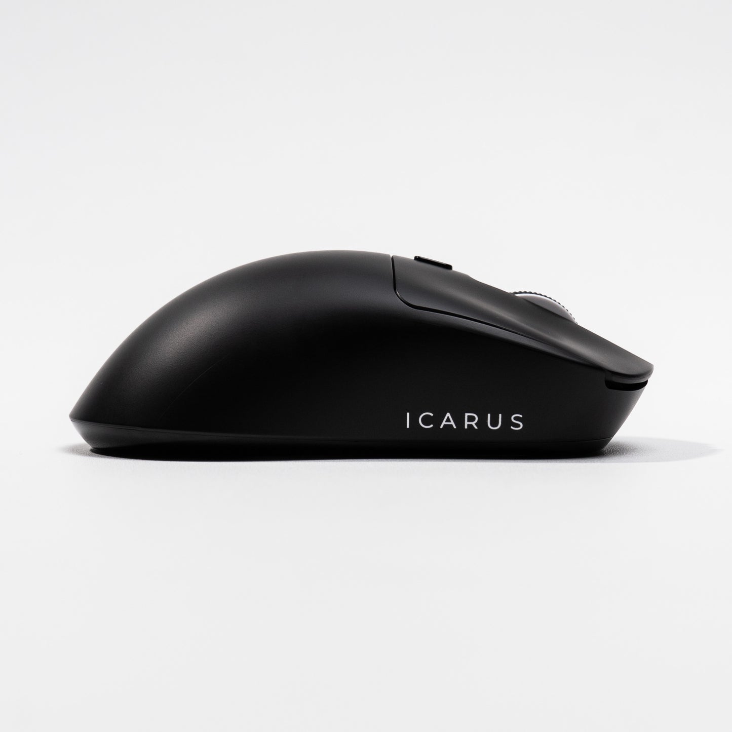 ICARUS V2 Nearlink PAW3395 Wireless Gaming Mouse