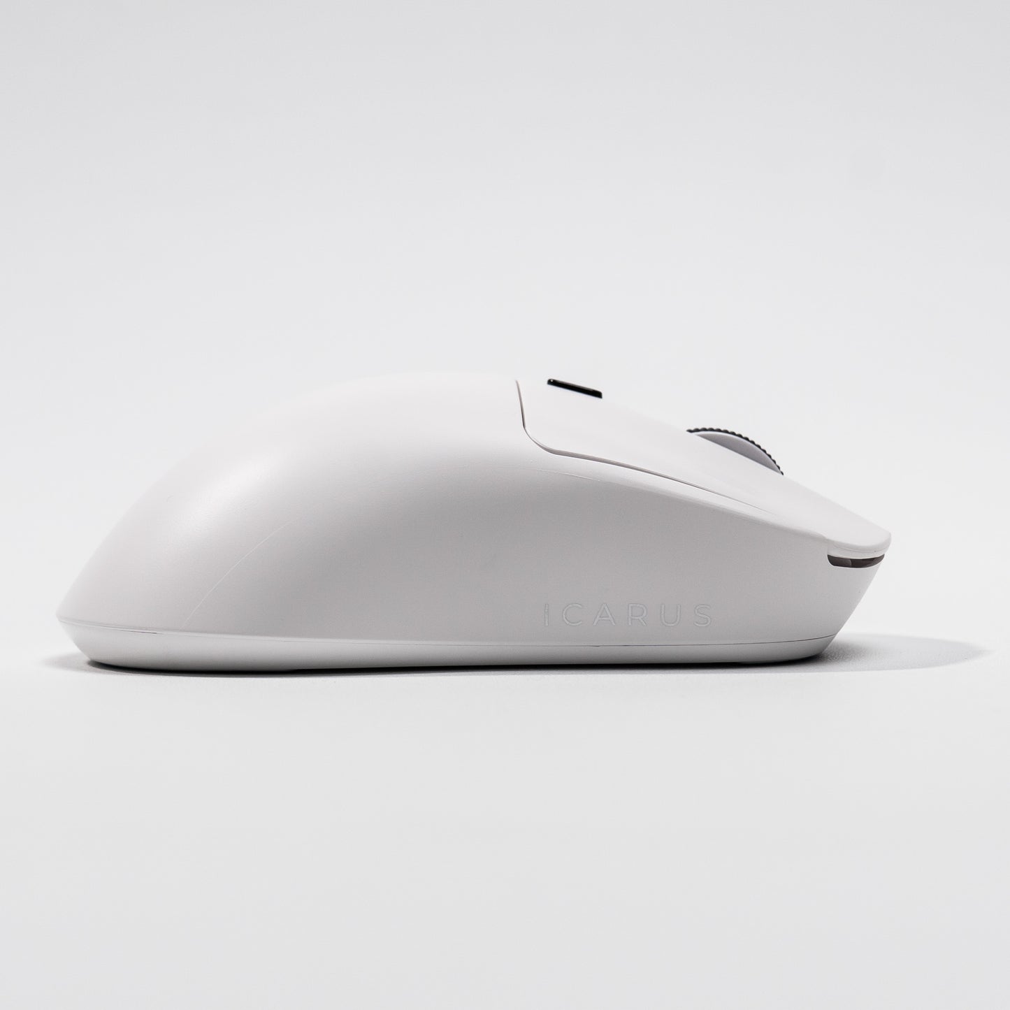 ICARUS V2 Nearlink PAW3395 Wireless Gaming Mouse