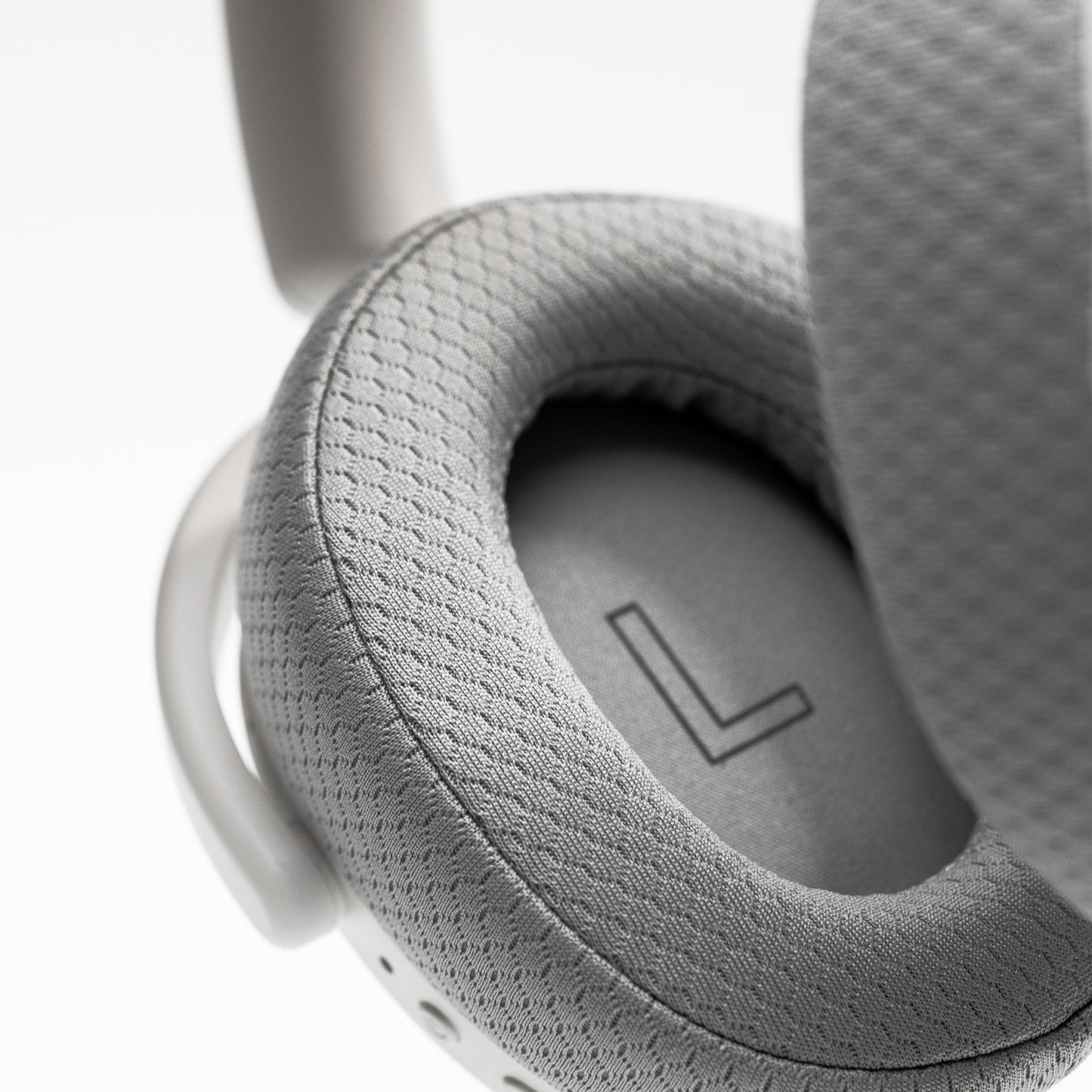 POLARIS Pro Quad-Mode Gaming Headphones with Retractable Mic