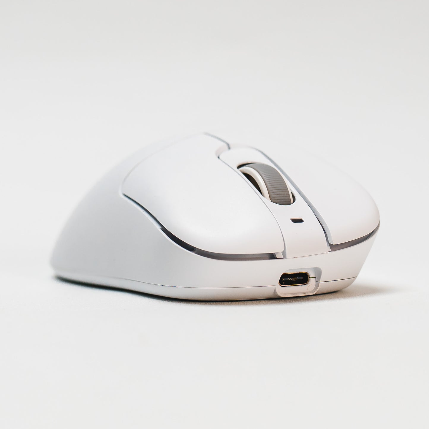 ATLAS Ergonomic Ultralight Wireless Gaming Mouse