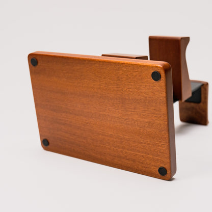 NOOK Headset & Gamepad Display Stand by Press Play