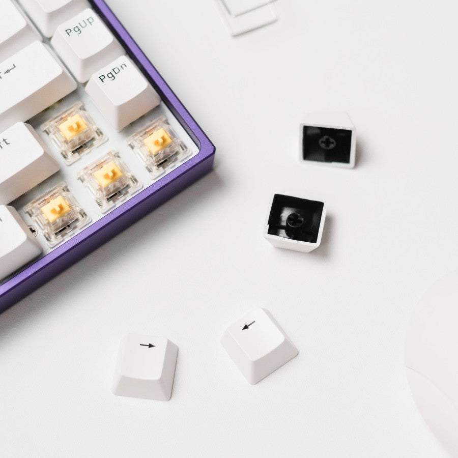 BoW Black on White PBT Doubleshot Keycaps Set by Press Play – pressplayid