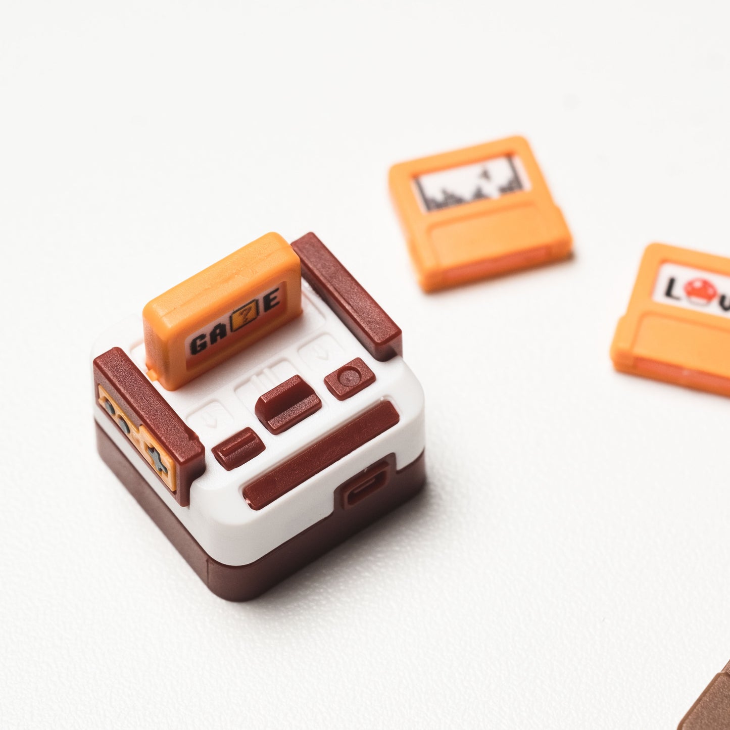 RETRO FAMICOM Artisan Keycap Mechanical Keyboard